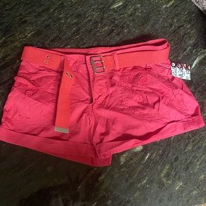 Bongo cargo shorts. Color: raspberry Size: 7